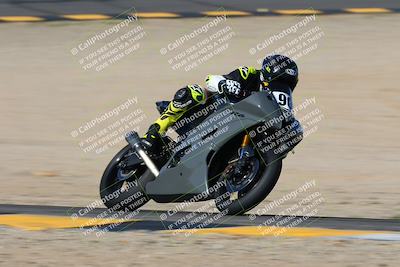 media/Oct-06-2024-Race Pace (Sun) [[d7d39ec7ad]]/9-Bowl Exit (940am)/